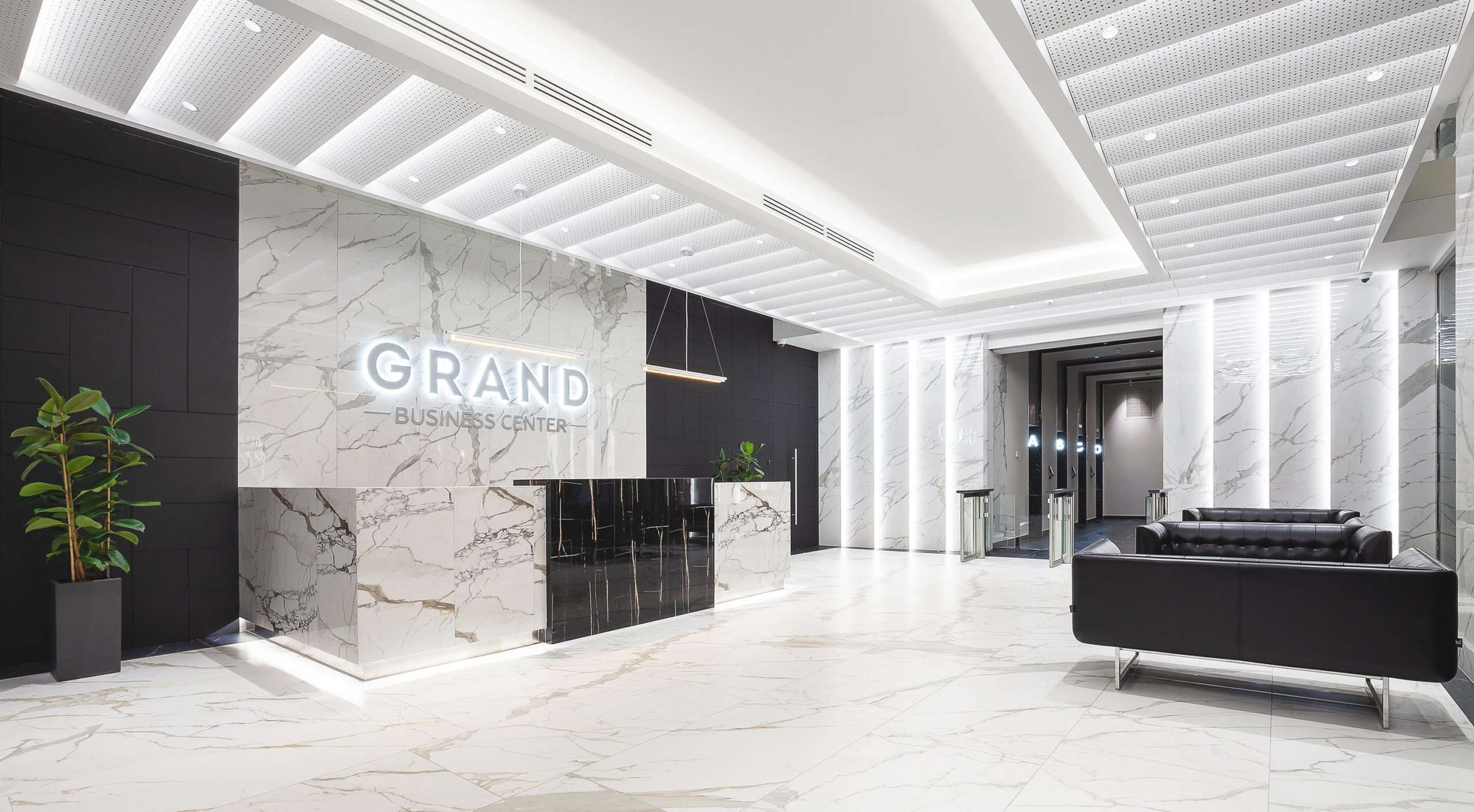 Бізнес центр Grand